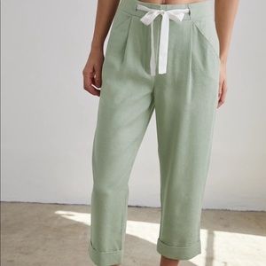 Aritzia Wilfred allant pant sage green